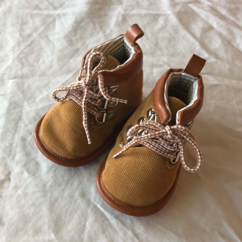 Baby FILA shoes!